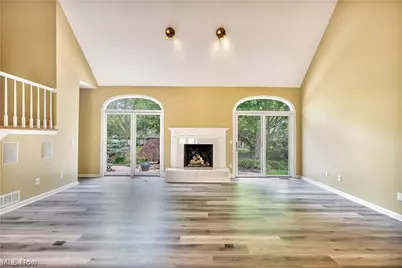 3790 Woodleigh Avenue NW, Canton, OH 44718 - Photo 9