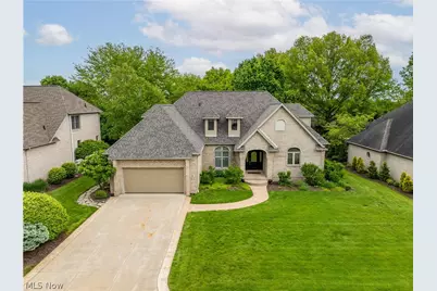3790 Woodleigh Avenue NW, Canton, OH 44718 - Photo 3