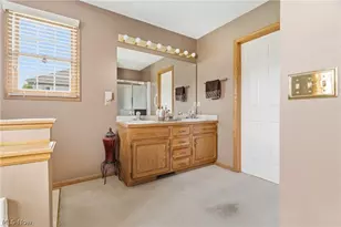 6862 Red Deer Cir NW, Canton, OH 44708 - Photo 23