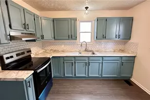 571 E 115th St, Loveland, OH 44108 - Photo 9