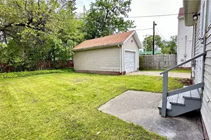 571 E 115th St, Loveland, OH 44108 - Photo 3