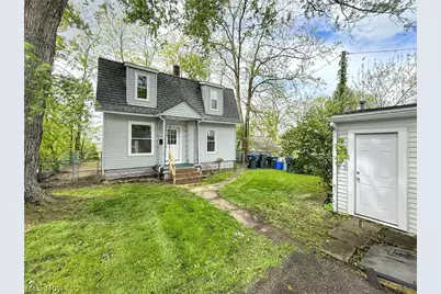 242 Orchard Avenue, Cuyahoga Falls, OH 44221 - Photo 3