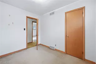 2534 Sierra Dr, Youngstown, OH 44511 - Photo 21