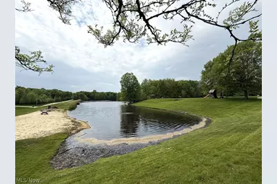 9109 Lake in The Woods Trail, Chagrin Falls, OH 44023 - Photo 33