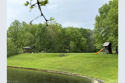 9109 Lake in The Woods Trail, Chagrin Falls, OH 44023 - Photo 35