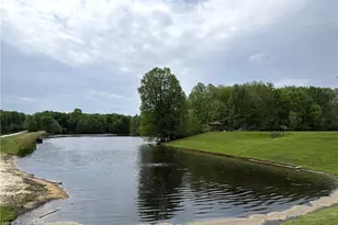 9109 Lake in the Woods Trail, Chagrin Falls, OH 44023 - Photo 5