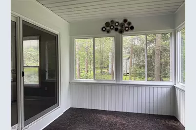 9109 Lake in The Woods Trail, Chagrin Falls, OH 44023 - Photo 17