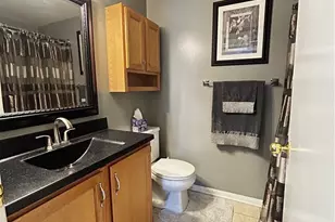 9605 E Idlewood Dr, Twinsburg, OH 44087 - Photo 9