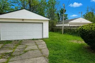 13301 Caine Ave, Loveland, OH 44105 - Photo 25