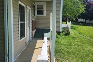 674 S Monroe St, Millersburg, OH 44654 - Photo 3