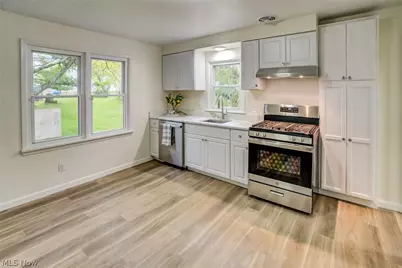 5061 Miller Avenue, Maple Heights, OH 44137 - Photo 7