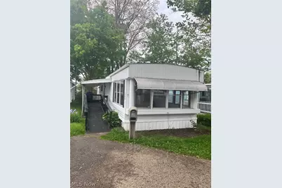 1246 Pasadena Boulevard NW, North Canton, OH 44720 - Photo 1