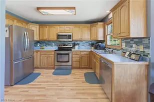 7987 Lisbon St E, East Canton, OH 44730 - Photo 7