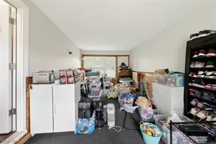 4223 Canterbury Rd, North Olmsted, OH 44070 - Photo 27