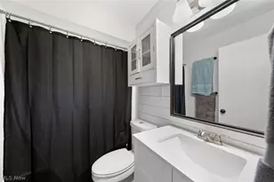 4223 Canterbury Rd, North Olmsted, OH 44070 - Photo 21