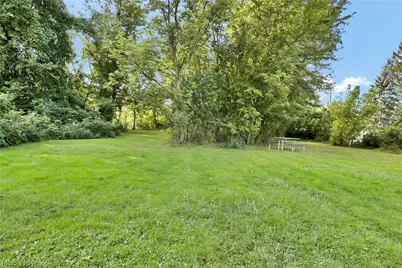 25255 Maple Ridge Road, North Olmsted, OH 44070 - Photo 31