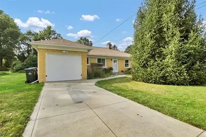 25255 Maple Ridge Road, North Olmsted, OH 44070 - Photo 29