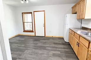 81 S Pleasant St, Oberlin, OH 44074 - Photo 3