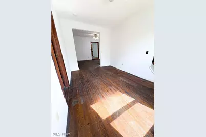 81 S Pleasant Street, Oberlin, OH 44074 - Photo 11