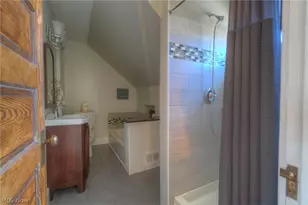 1614 Wyandotte Ave, Oakwood, OH 44107 - Photo 29