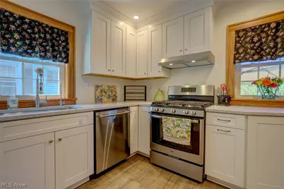 1614 Wyandotte Avenue, Oakwood, OH 44107 - Photo 21