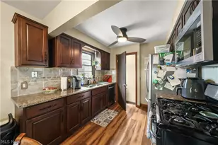 14902 James Ave, Maple Heights, OH 44137 - Photo 13