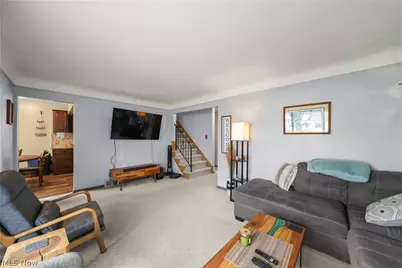 14902 James Avenue, Maple Heights, OH 44137 - Photo 3