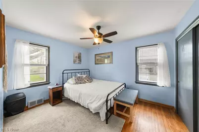 14902 James Avenue, Maple Heights, OH 44137 - Photo 5