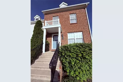 952 Hartford Village Boulevard, Columbus, OH 43228 - Photo 3