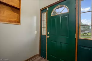 1425 Galaxy Dr, Mogadore, OH 44260 - Photo 11