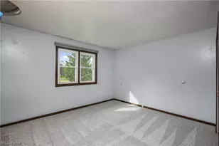 1425 Galaxy Dr, Mogadore, OH 44260 - Photo 25