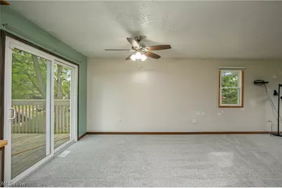 1425 Galaxy Drive, Mogadore, OH 44260 - Photo 19
