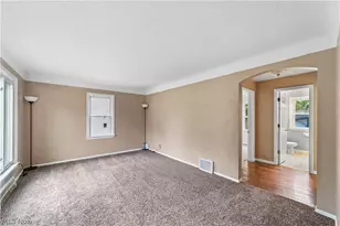 5000 Kenmore Ave, Parma, OH 44134 - Photo 7