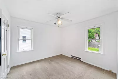 5000 Kenmore Avenue, Parma, OH 44134 - Photo 13
