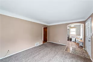 5000 Kenmore Ave, Parma, OH 44134 - Photo 9