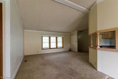 8582 Dundee Wilmot Road, Dundee, OH 44624 - Photo 11