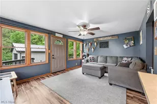 6942 Mt Pleasant Rd NE, Zoarville, OH 44656 - Photo 5