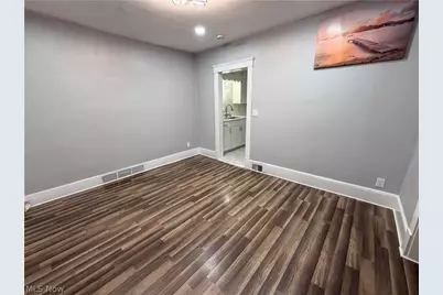 2405 Youngstown Road SE, Warren, OH 44484 - Photo 15