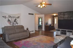 4777 Waterloo Rd, Atwater, OH 44201 - Photo 5
