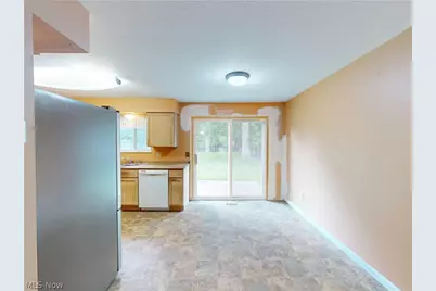 744 Arline Avenue, Eastlake, OH 44095 - Photo 5