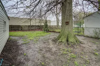 4706 W 158th Street, Loveland, OH 44135 - Photo 9