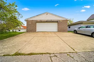 1723 Harbor Ave, Ashtabula, OH 44004 - Photo 9