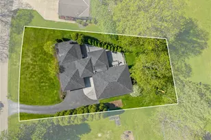17258 Long Meadow Trail, Chagrin Falls, OH 44023 - Photo 31