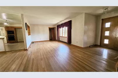 113 Main Street, Rayland, OH 43943 - Photo 17