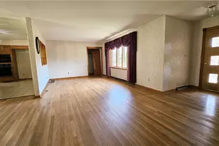 113 Main St, Rayland, OH 43943 - Photo 17