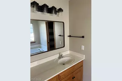 611 Pond View Circle NW, Strasburg, OH 44680 - Photo 9