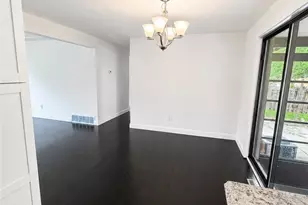 813 Hadcock Rd, Brunswick, OH 44212 - Photo 9