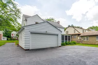 632 Roslyn Avenue, Akron, OH 44320 - Photo 7