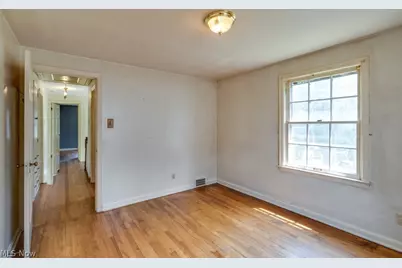 632 Roslyn Avenue, Akron, OH 44320 - Photo 29