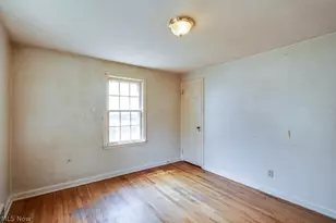 632 Roslyn Ave, Akron, OH 44320 - Photo 27